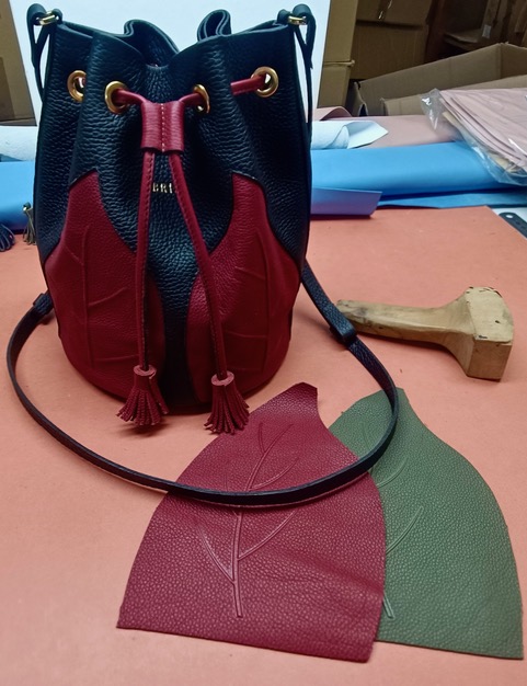 Prototype of Briza handbag designed by Manolo Canto for Adana Piel. Photo © Karethe Linaae